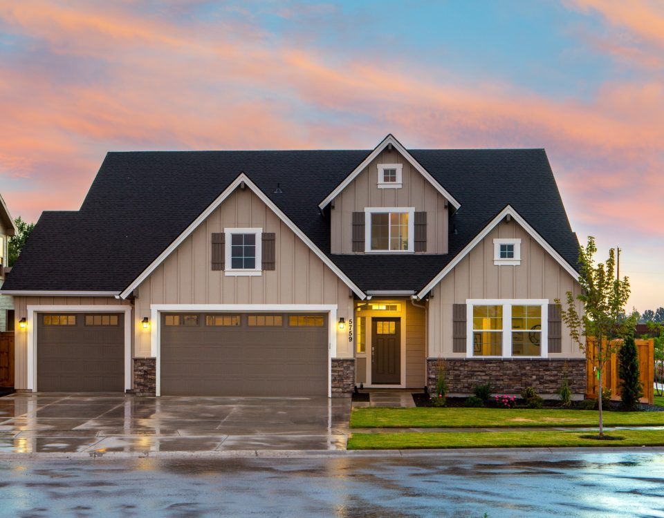 Helpful Tips to Maximize Garage Space