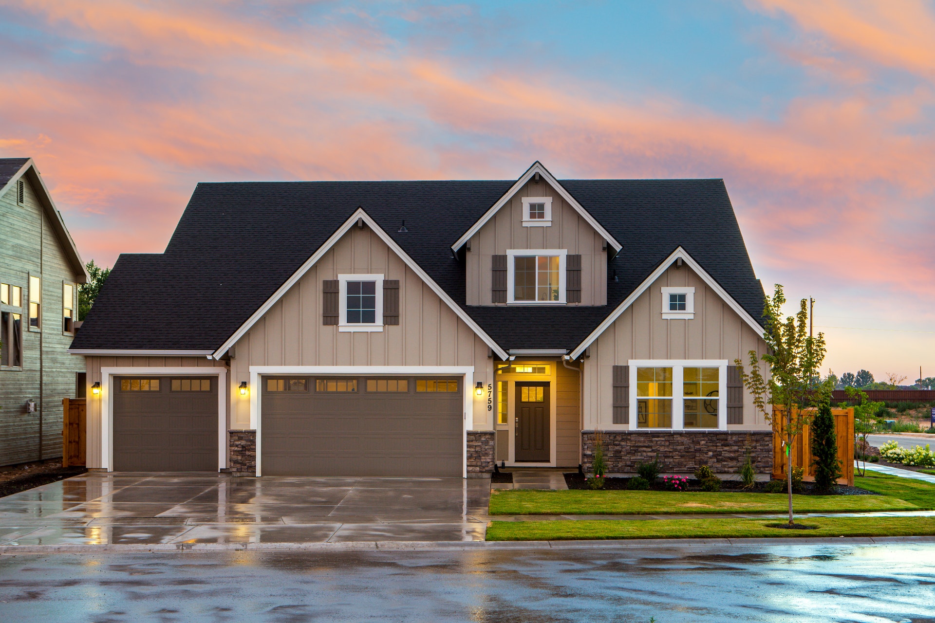 Helpful Tips to Maximize Garage Space