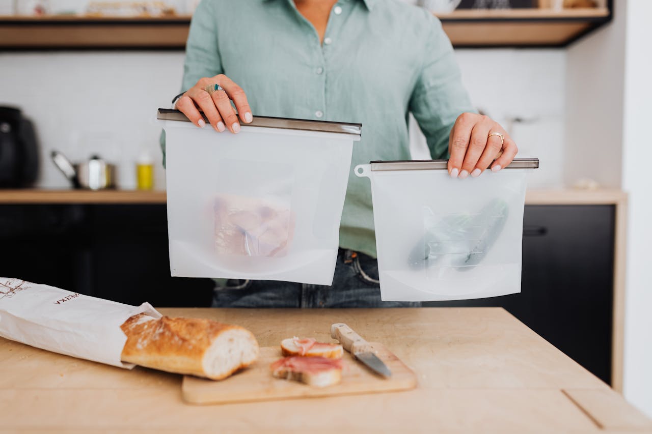 pexels-karolina-grabowska-5237834 | Shed Windows and More for DIY & Builders Freezing Food