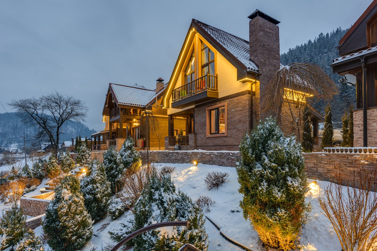 pexels-heyho-7746560 | Shed Windows and More for DIY & Builders Winter Home Preparation